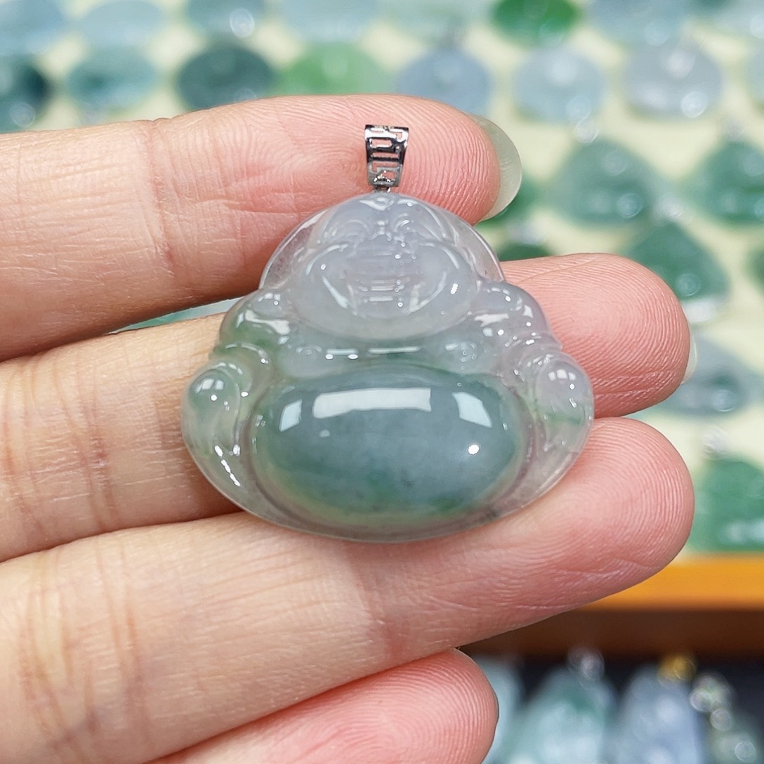 翡翠颈饰18K金镶嵌吊坠