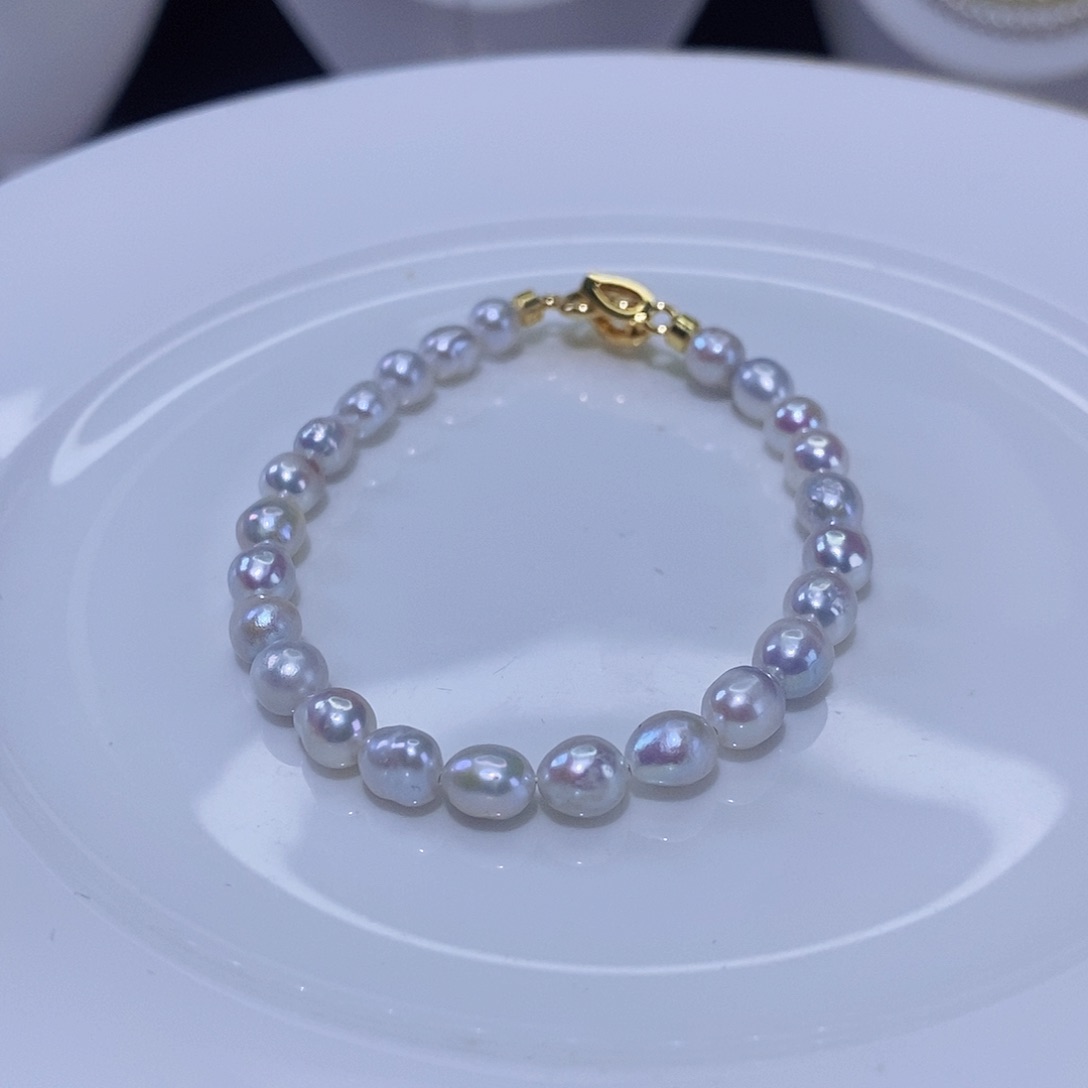 淡水珍珠手链合金