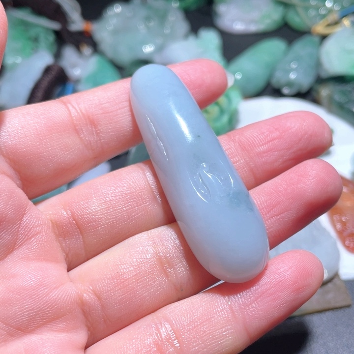 【闪购商品】翡翠颈饰未镶嵌天然翡翠