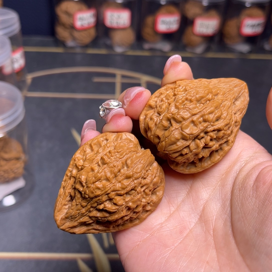 文玩核桃吊坠全品坐佛42