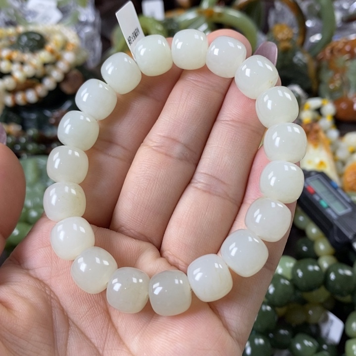 透闪石质玉手串未镶嵌顺****g