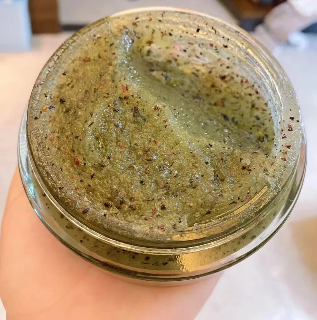 葡 精粹磨砂膏涂抹