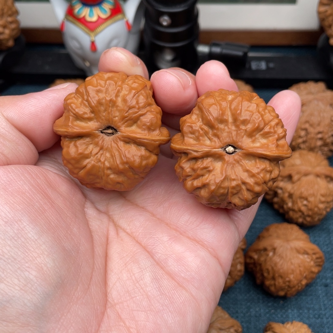 晴***光把件文玩核桃全品蛙蛙39