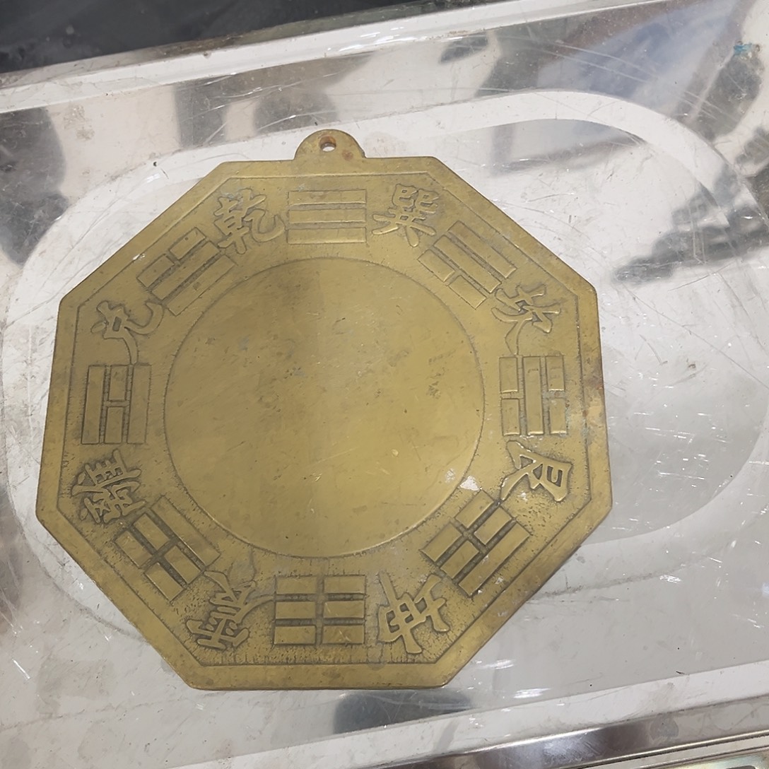 开***姨闪电购铜摆件工艺品