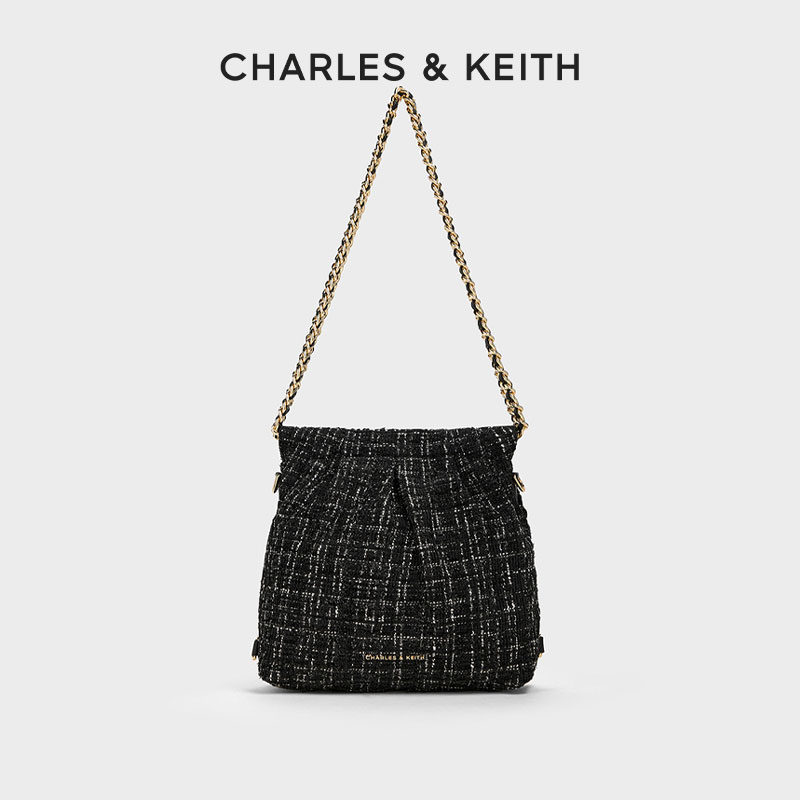 CHARLES & KEITH25冬小香粗花呢双肩链条流浪包小号60782390-2