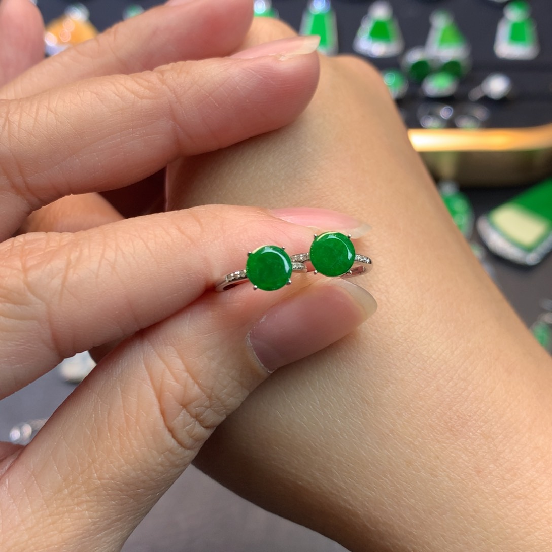 翡翠耳饰18K金镶嵌圆