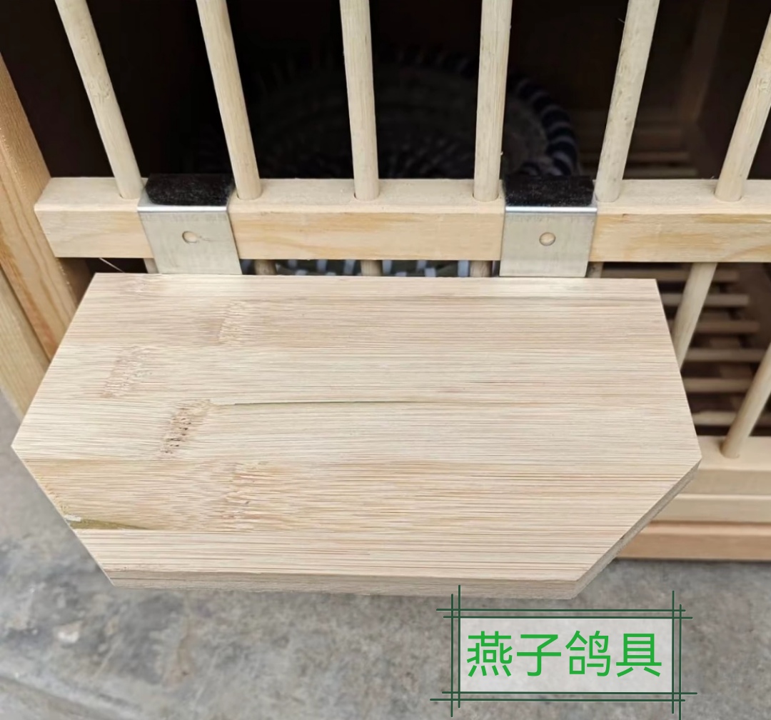 可挂巢箱的木质栖架