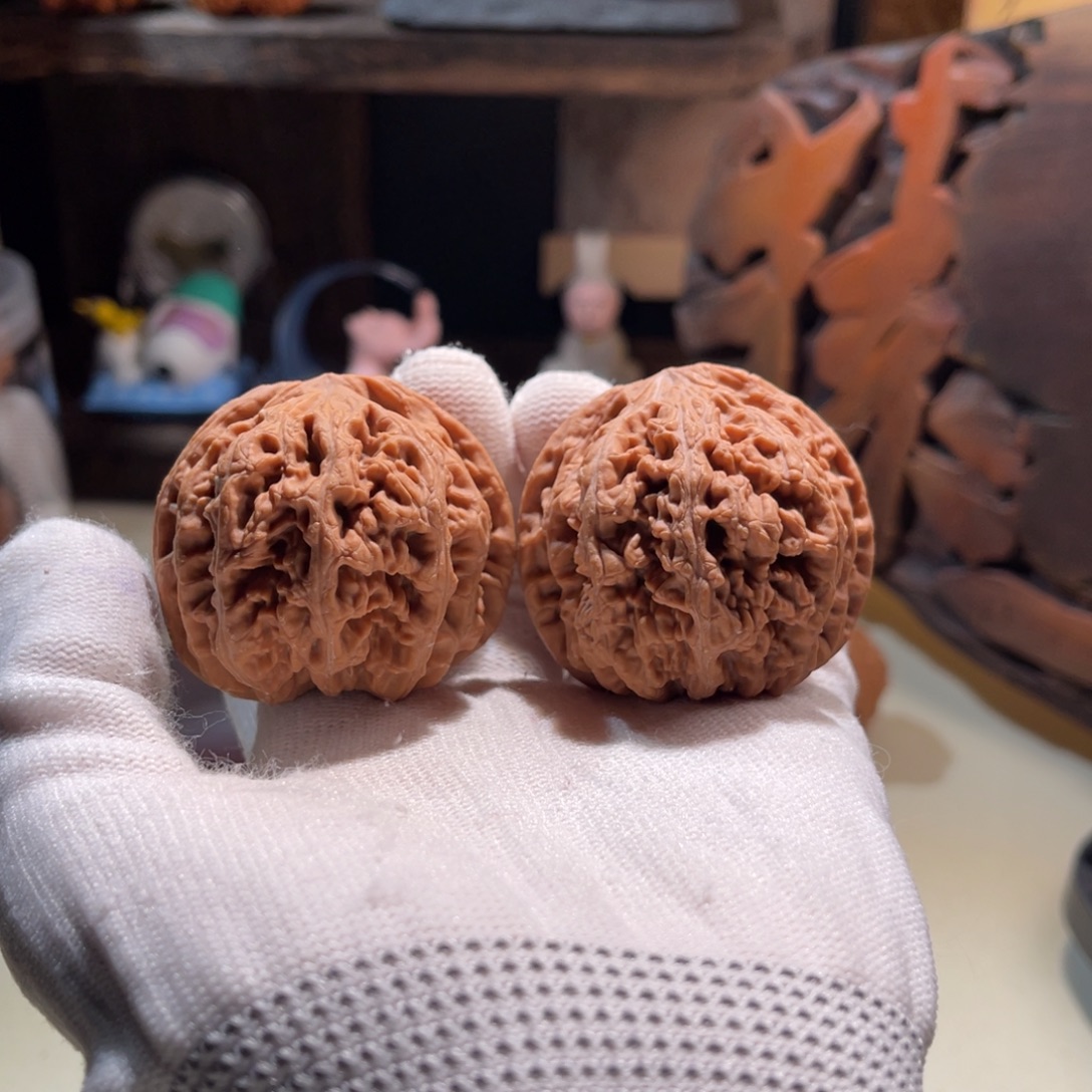 文玩核桃把件46粗筋有瑕疵