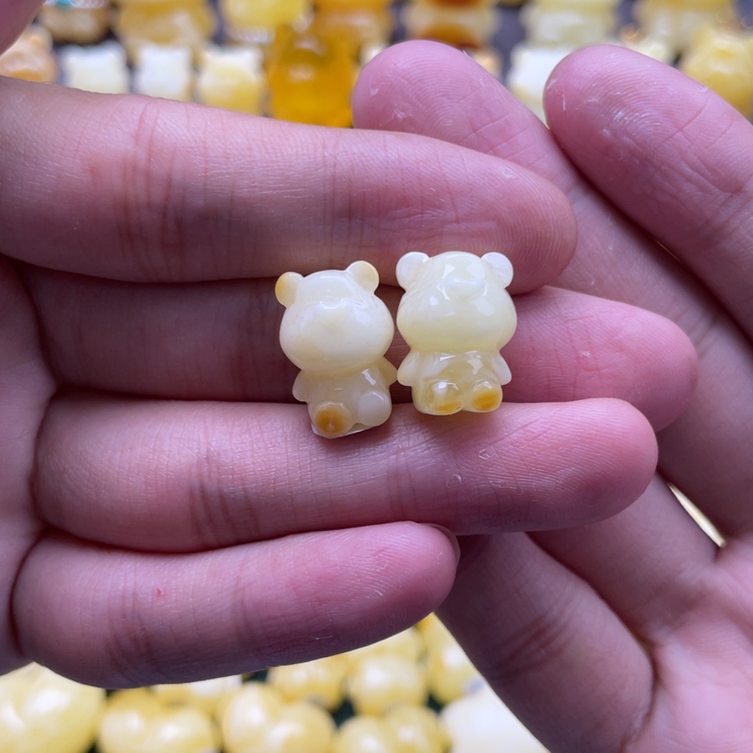 琥珀未镶嵌裸石蜜蜡