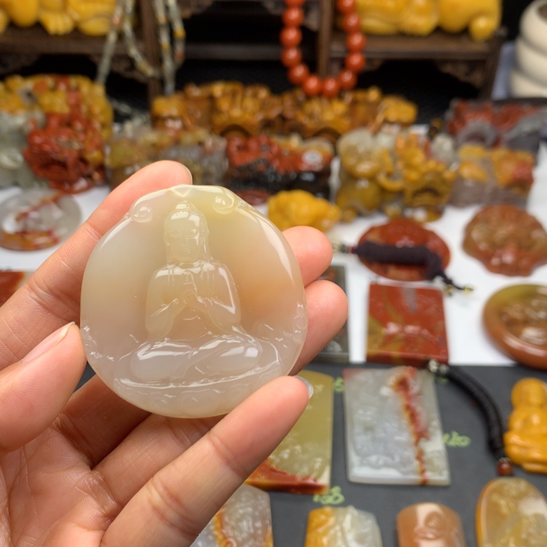 石英质玉（黄龙玉）挂件未镶嵌