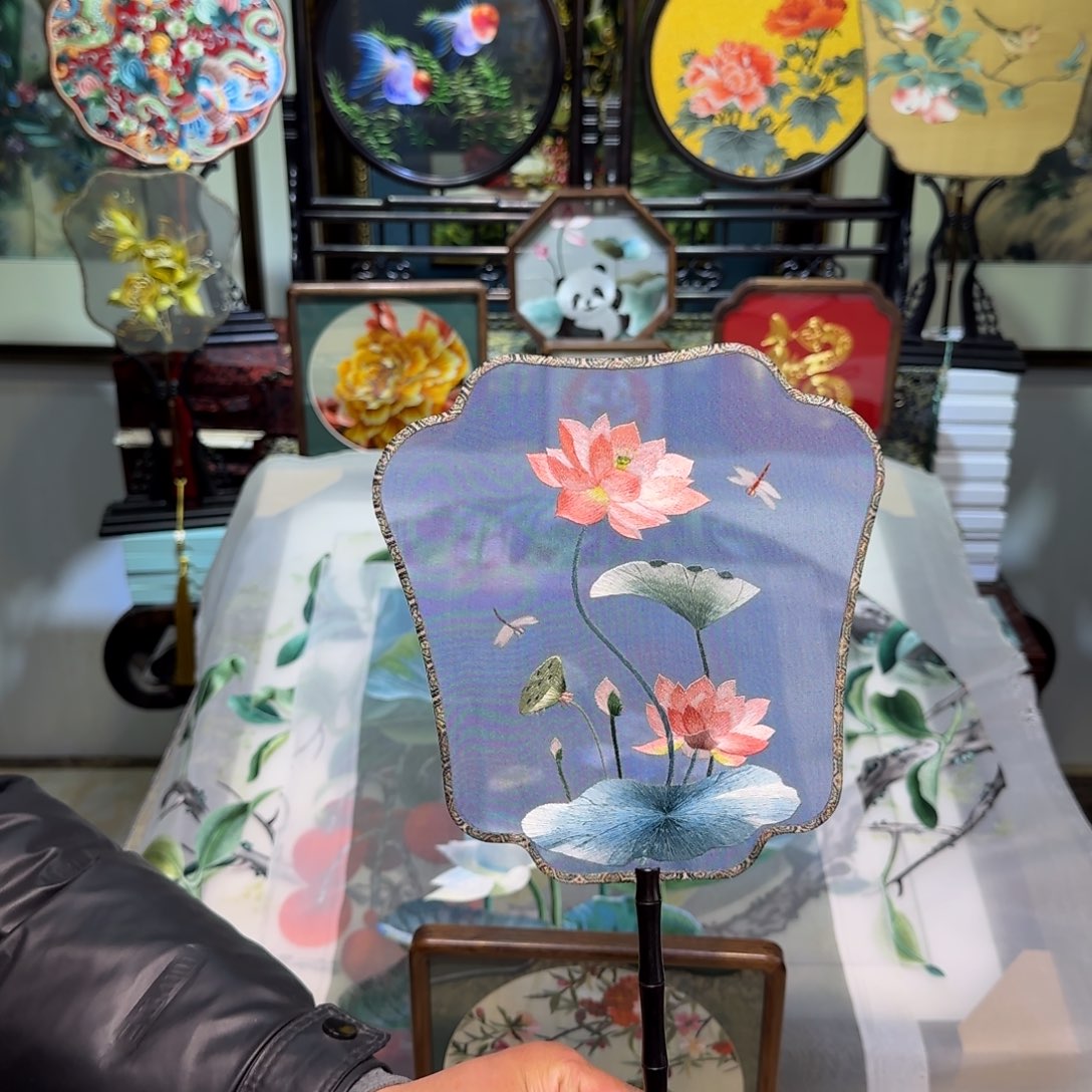 刺绣刺绣工艺精湛