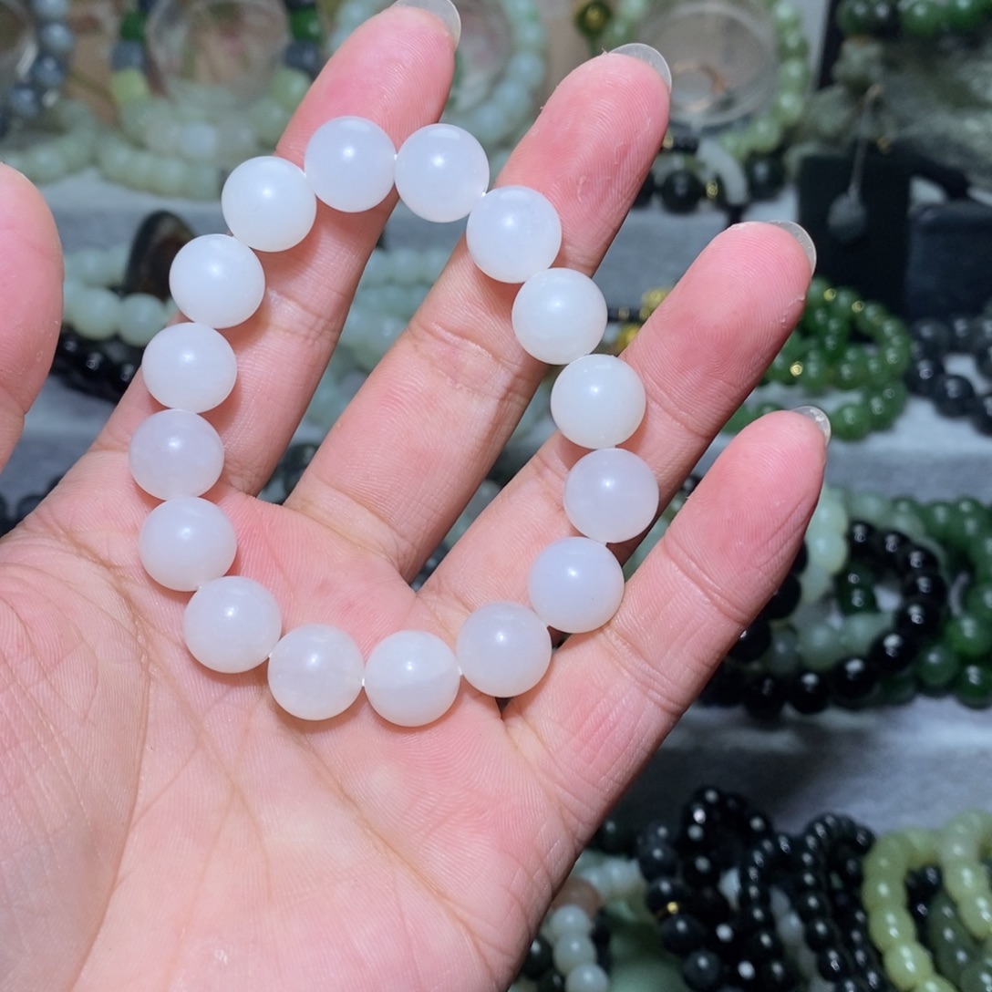 和田玉未镶嵌手链