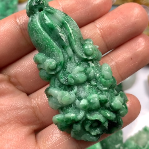 定制翡翠未镶嵌翡翠