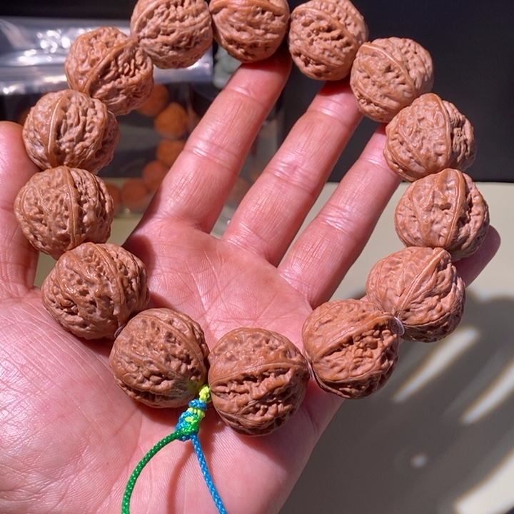 手串文玩核桃……12