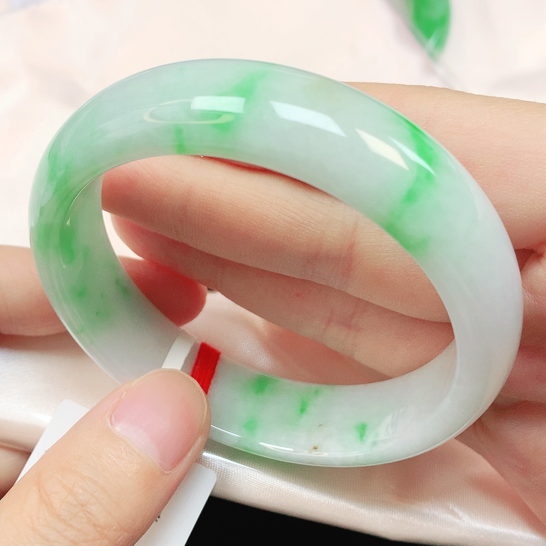 未镶嵌手镯翡翠抖音395