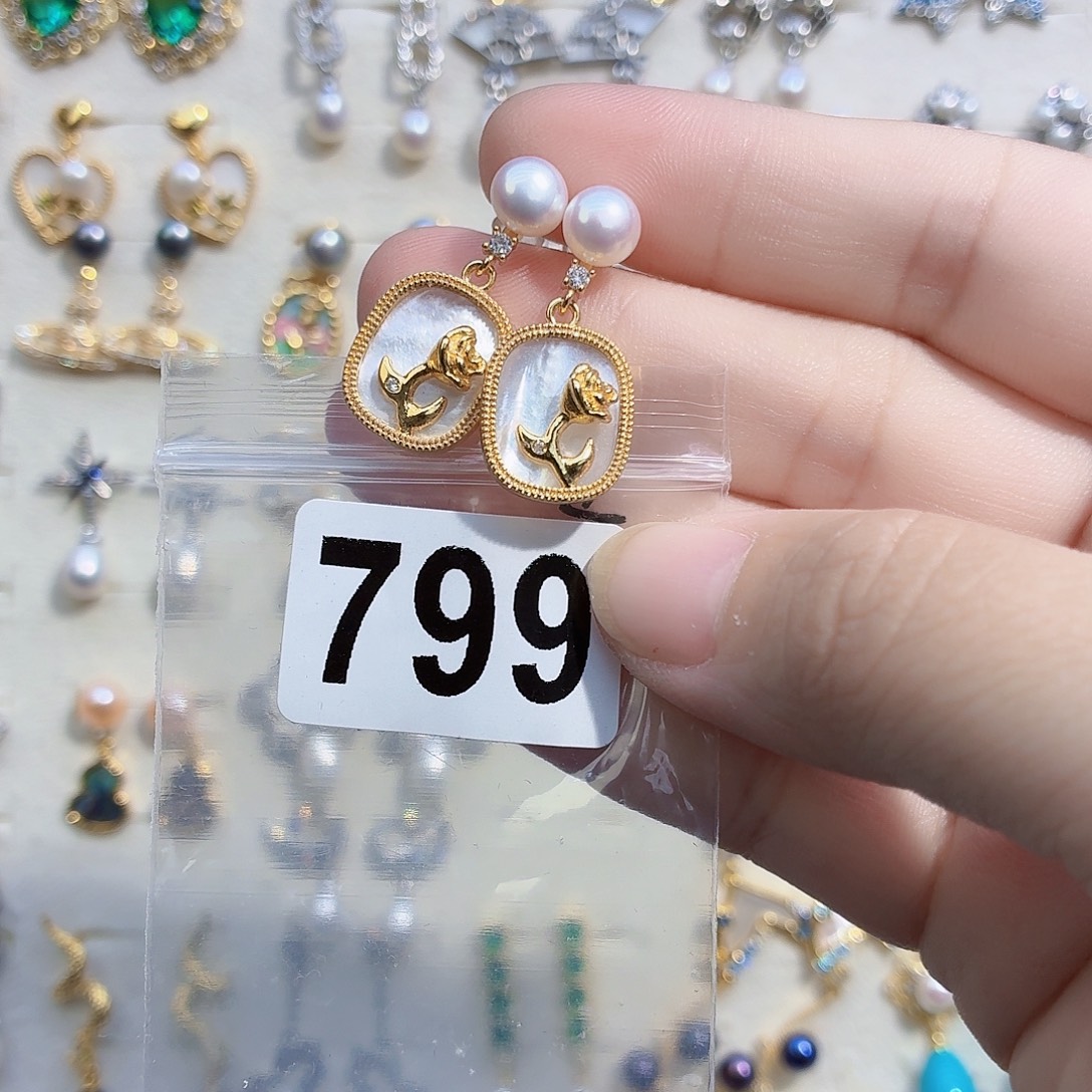 淡水珍珠耳饰合金