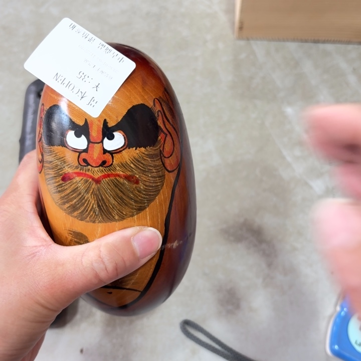 哥***N摆件等各种工艺品及艺术类