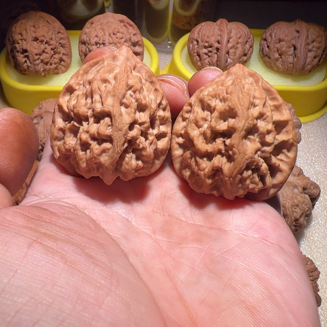 把件文玩核桃40梨木台