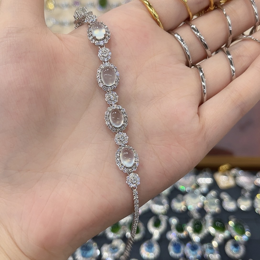 D***美蛇纹石玉银S925镶嵌戒指