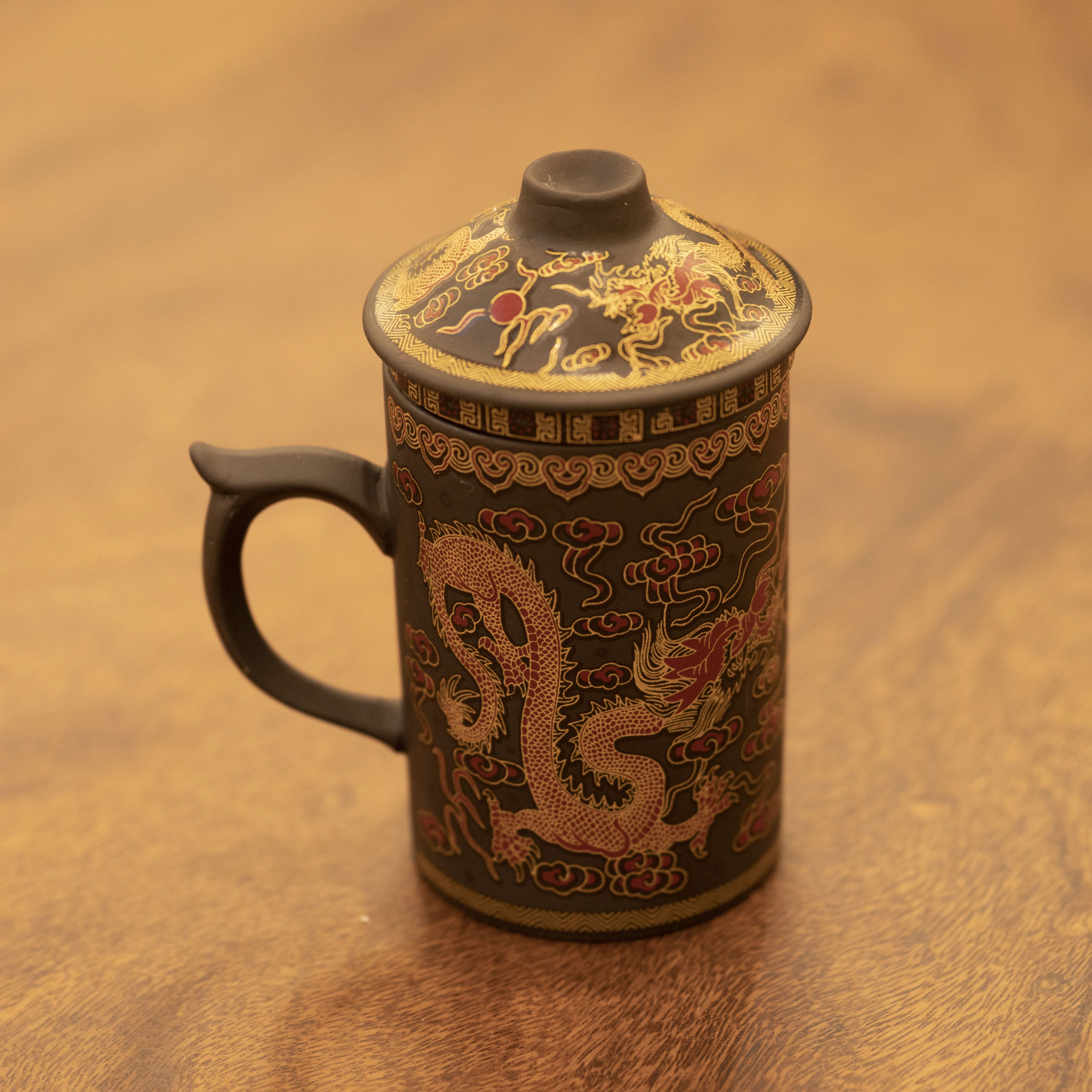 68号—龙纹带茶漏紫砂壶