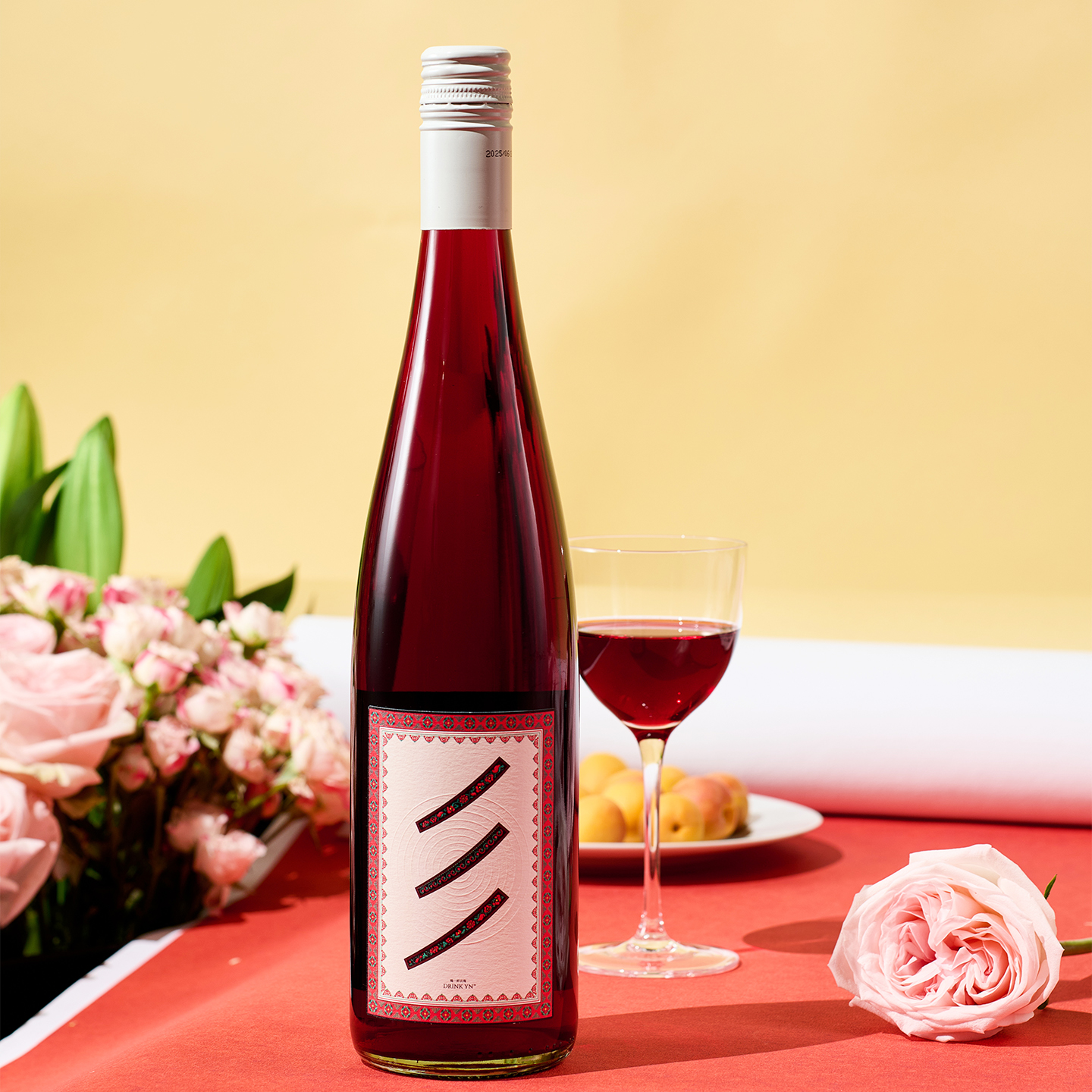 彩·花酿玫瑰鲜花葡萄酒云南弥勒特产玫瑰蜜墨红重瓣高原女士微醺