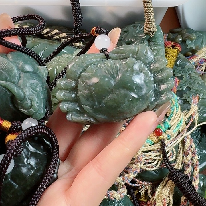 和田玉挂件未镶嵌