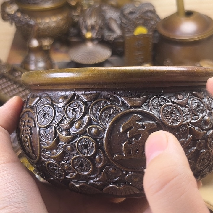 精美铜器，点击下单