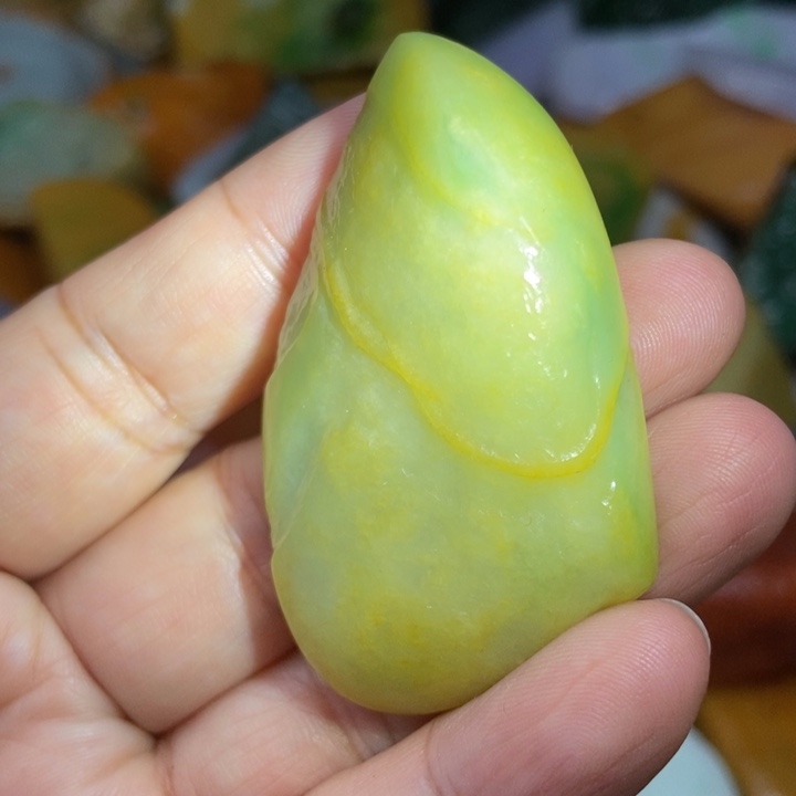 翡翠未镶嵌挂件缅甸翡翠