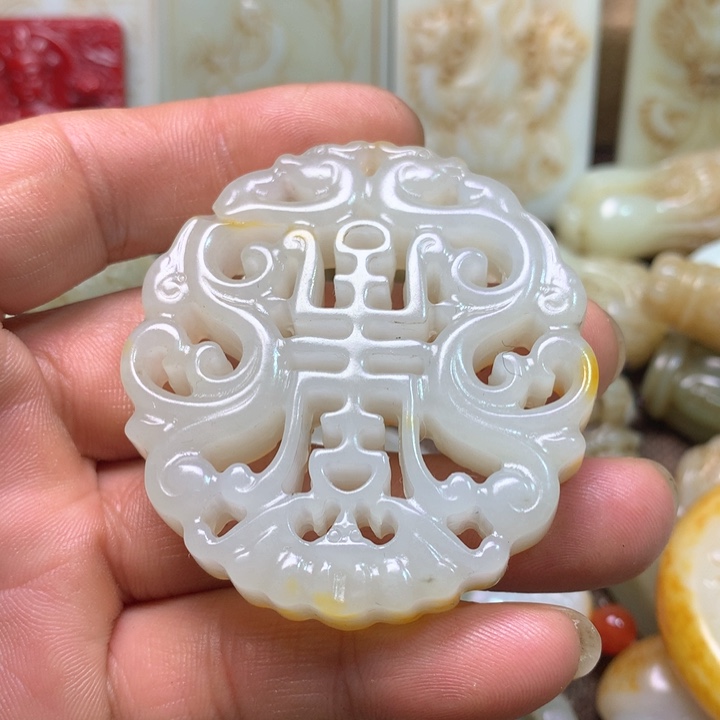 和田玉挂件未镶嵌任****风