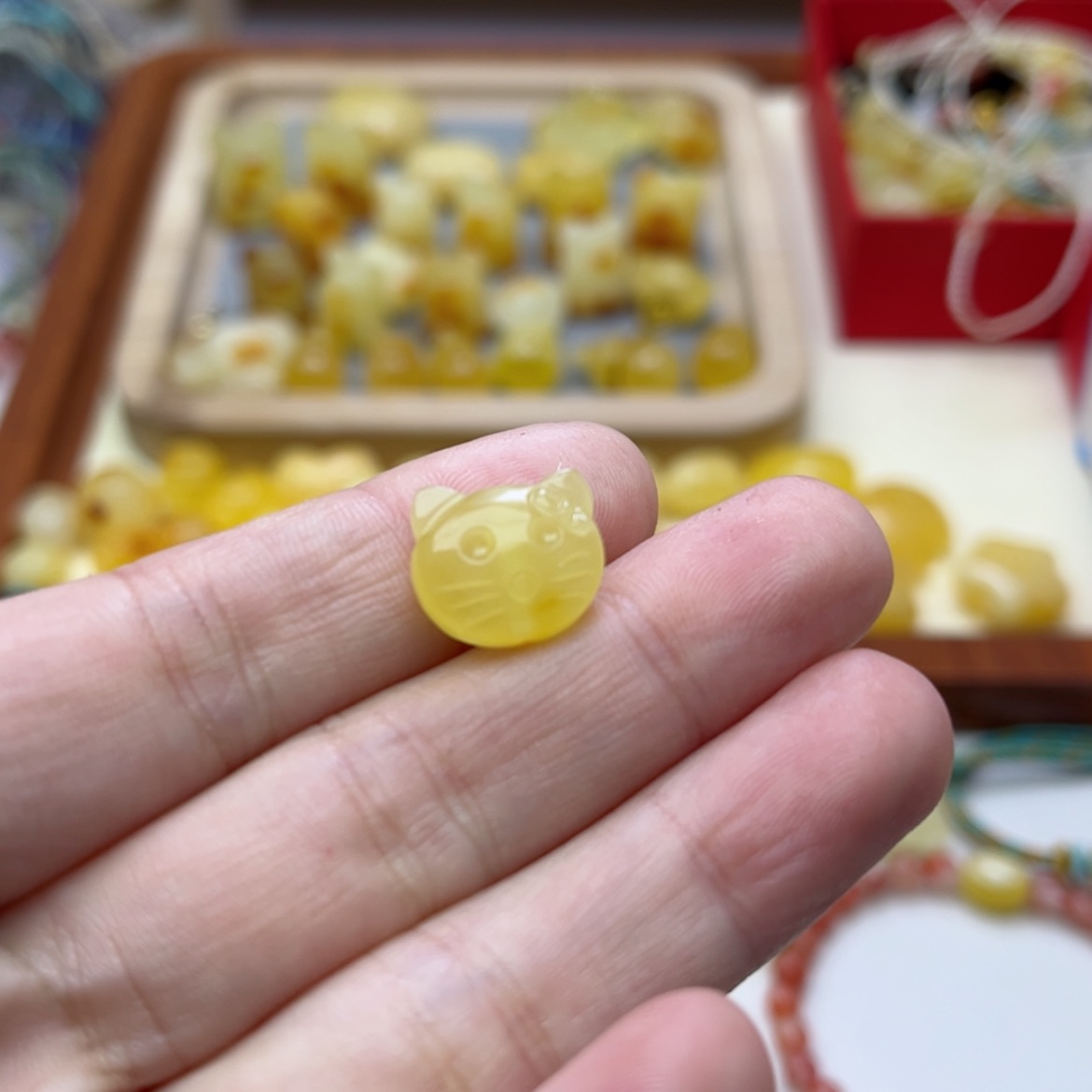 【闪购商品】蜜蜡裸石未镶嵌配饰