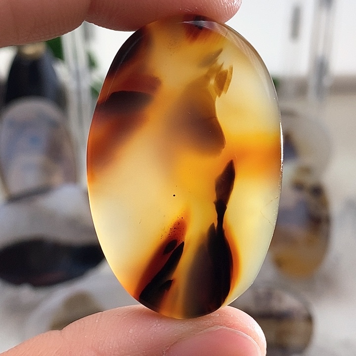 玛瑙/玉髓颈饰未镶嵌