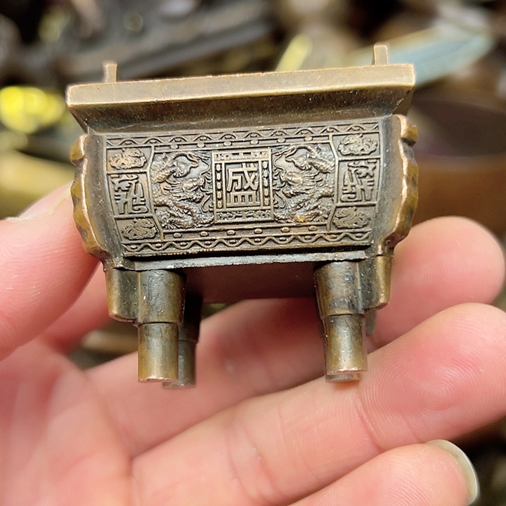 铜铜铜器直播间铜