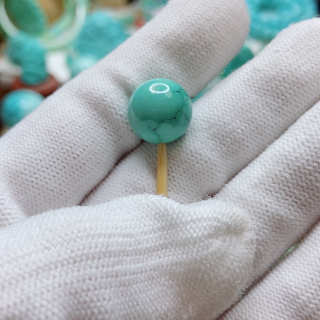 绿松石珠子未镶嵌