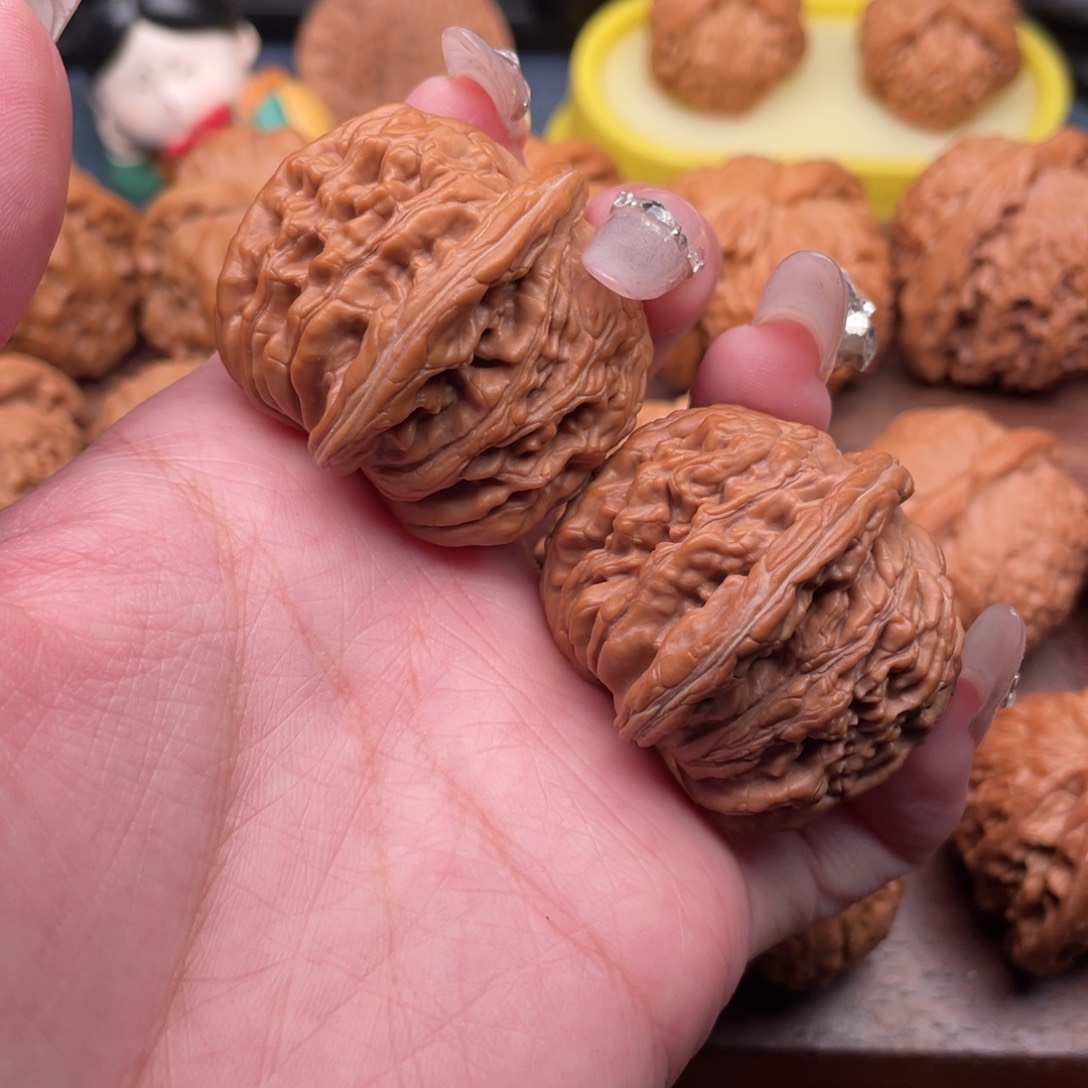 文玩核桃把件全品，红皮平谷楼42.5