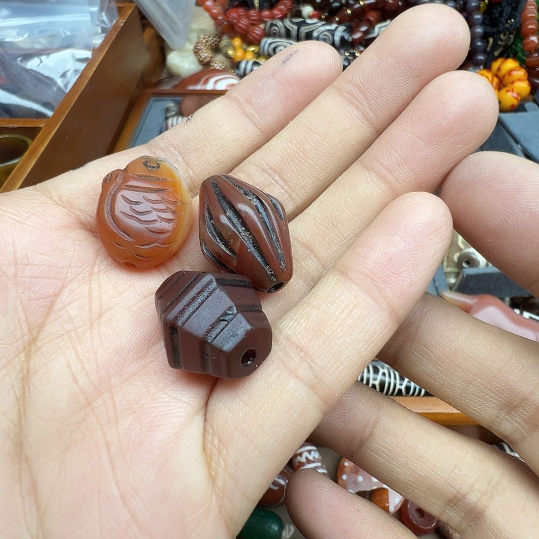 玛瑙/玉髓未镶嵌珠宝半成品