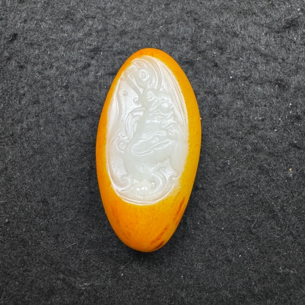 和田玉封侯拜相吊坠