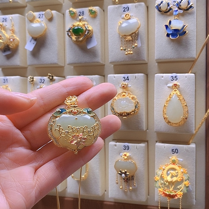 和田玉颈饰银S925镶嵌