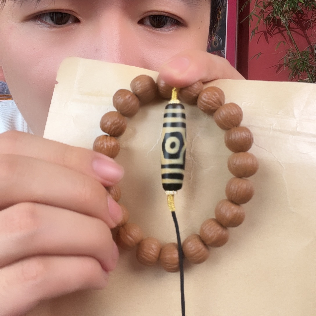 只***买吊坠猴头核桃手串