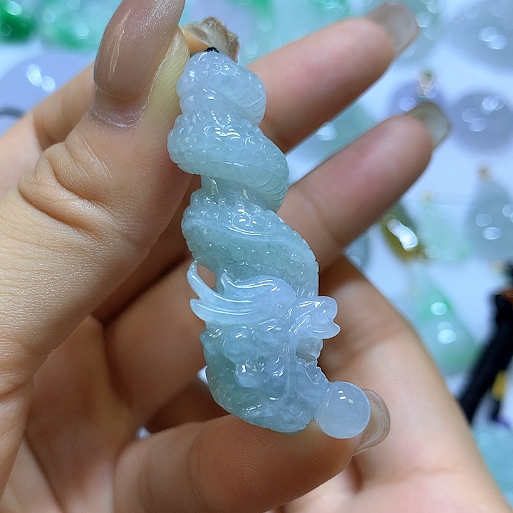 翡翠未镶嵌颈饰天然翡翠A货吊坠