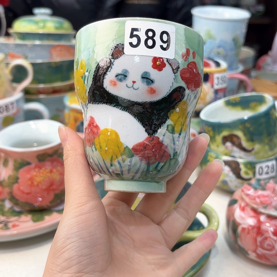 瓷片兔兔好可爱呀好