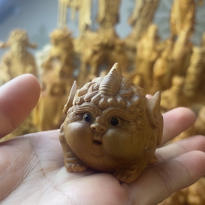 柏木（崖柏）飞天貔貅