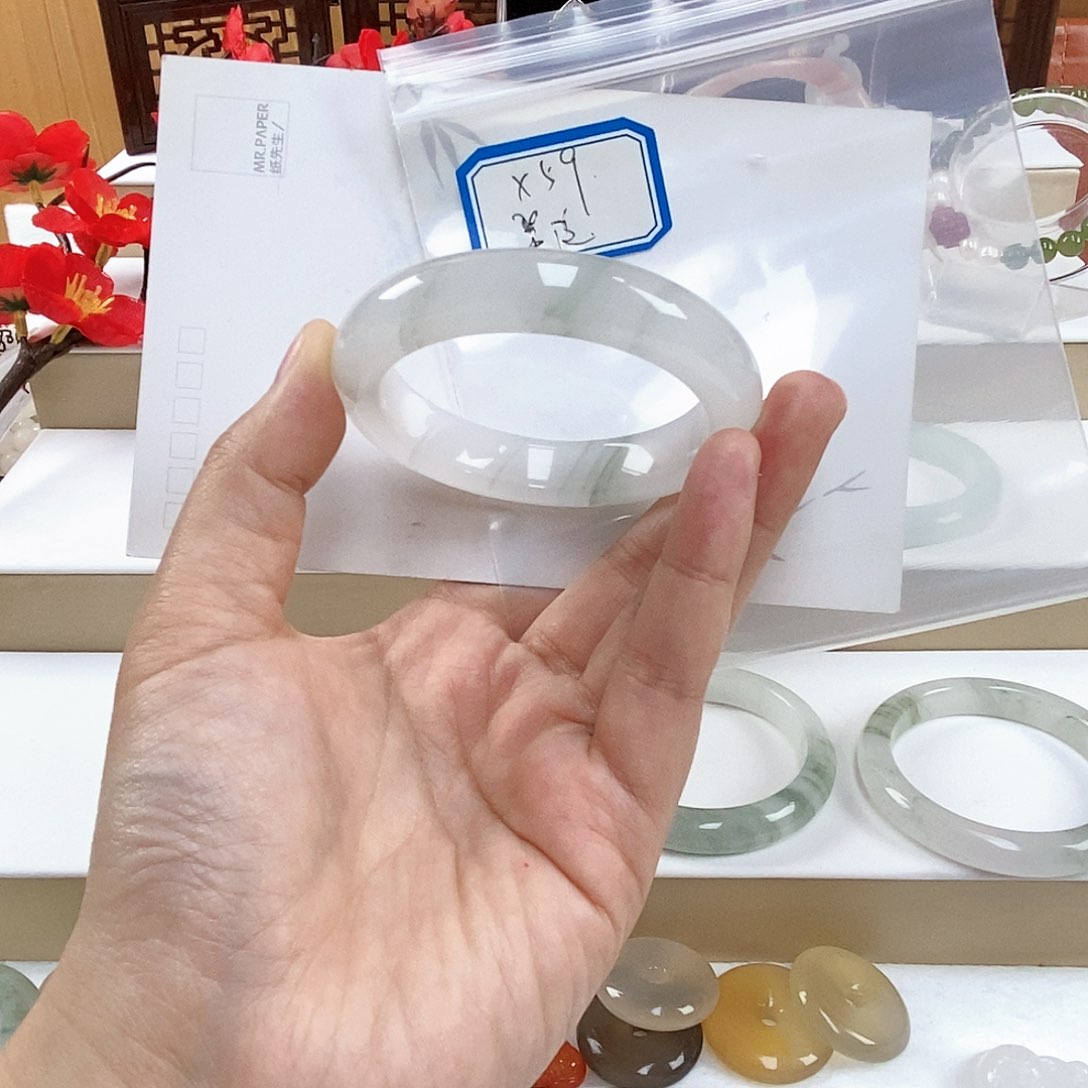 石英质玉手镯未镶嵌～x59