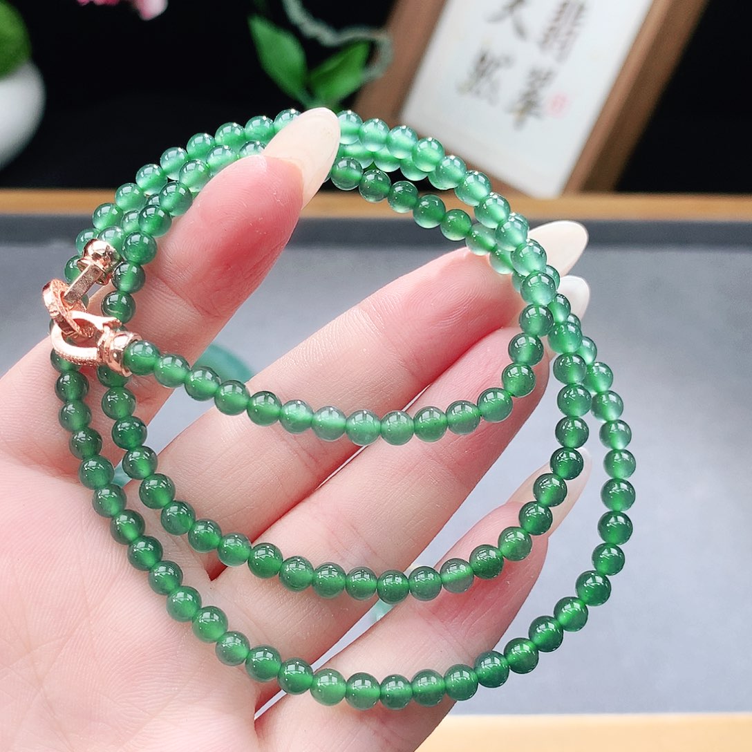 翡翠手镯（圆镯）未镶嵌