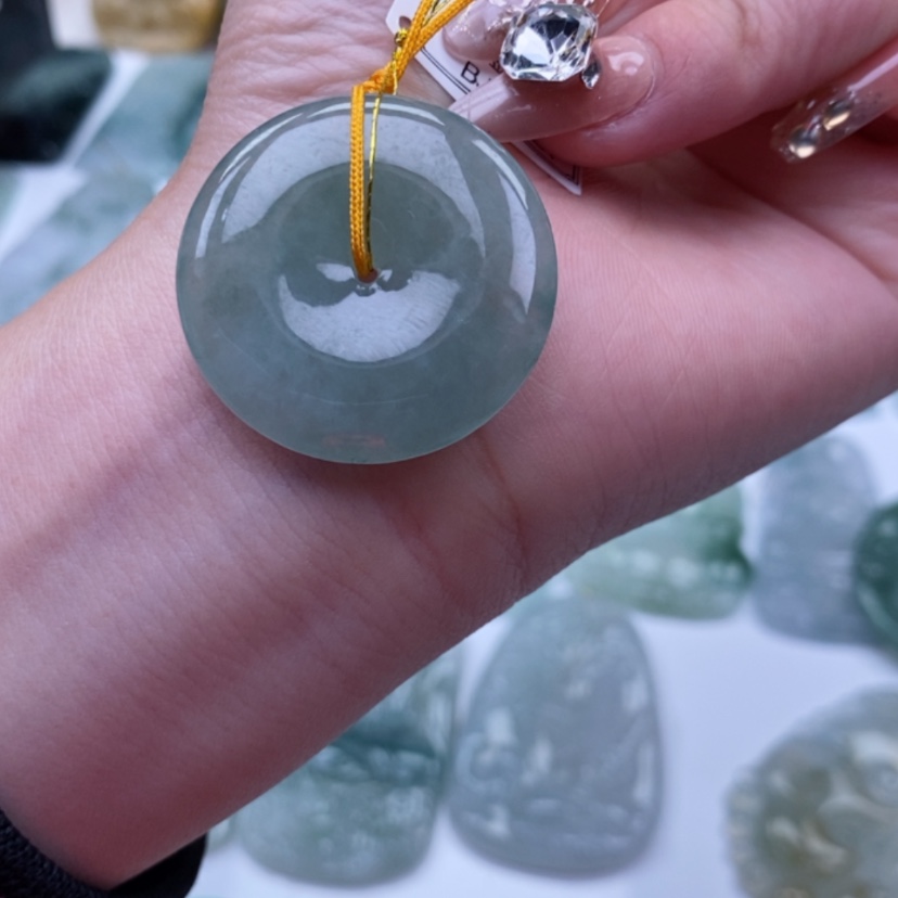 【闪购商品】颈饰未镶嵌翡翠