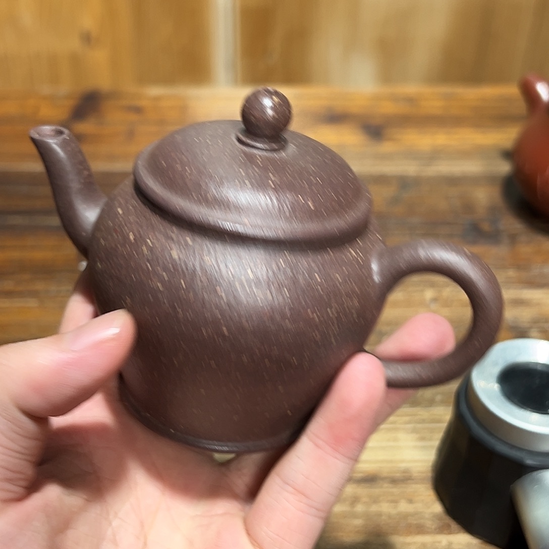 茶壶紫砂紫砂的味道很浓很