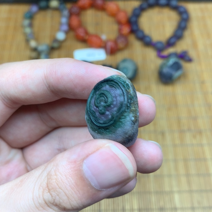 玛瑙/玉髓未镶嵌珠宝半成品