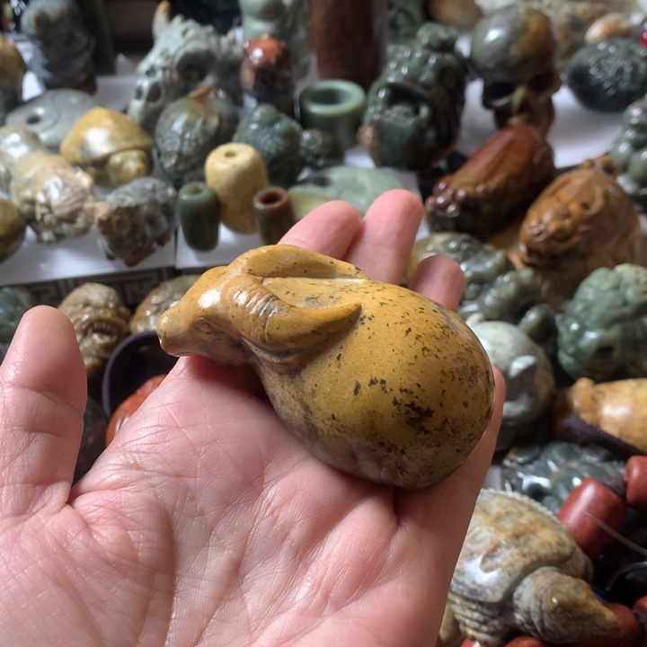 岫岩河磨玉（透闪石质玉）手链未镶嵌大*