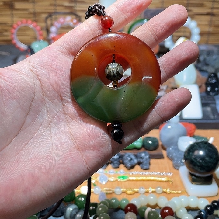 未镶嵌颈饰玛瑙/玉髓吊坠