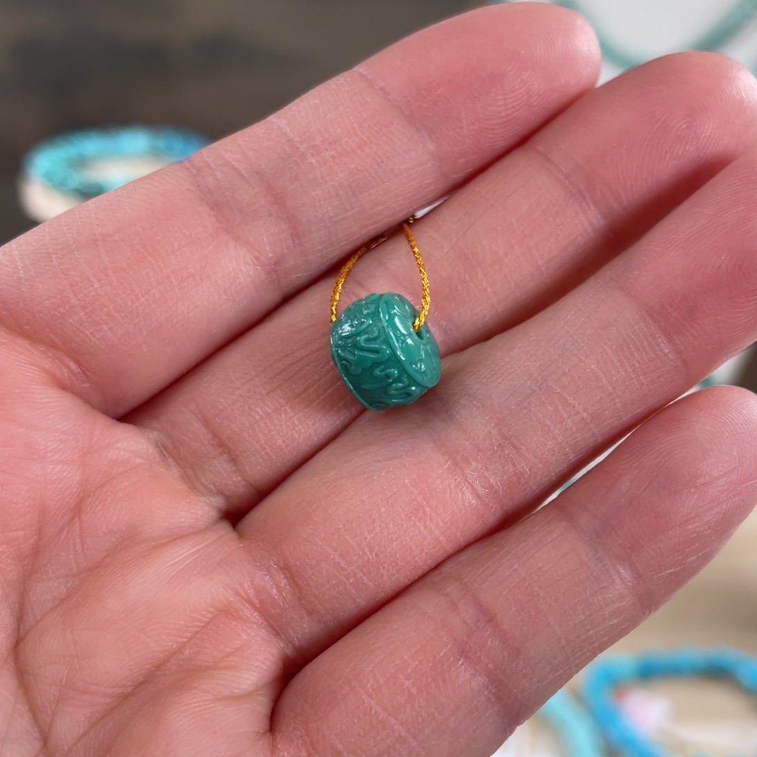 绿松石未镶嵌套链9*7瓷釉级六字箴言珠