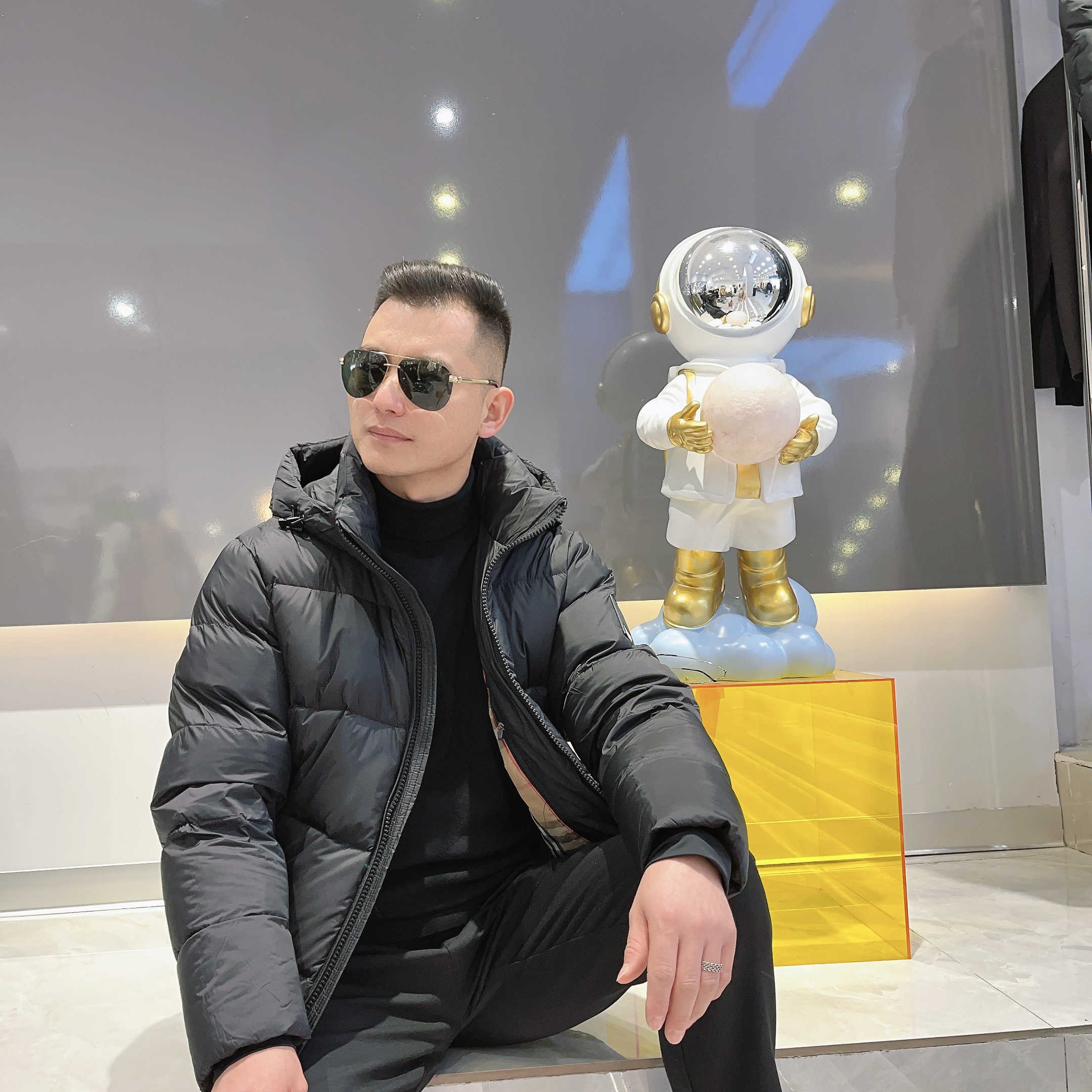 YUANSU 简欧轻奢冬季新款男士百搭90白鸭绒连帽高克重帽子可拆卸